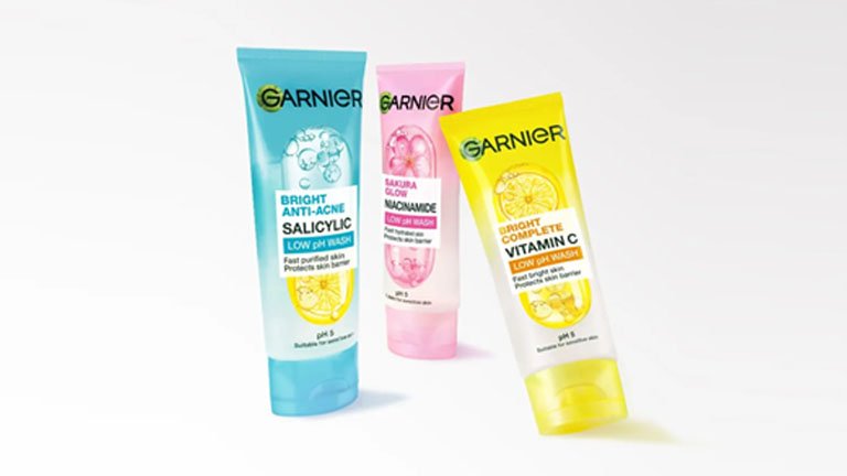 3 variant Garnier low pH cleanser untuk kulit sensitif