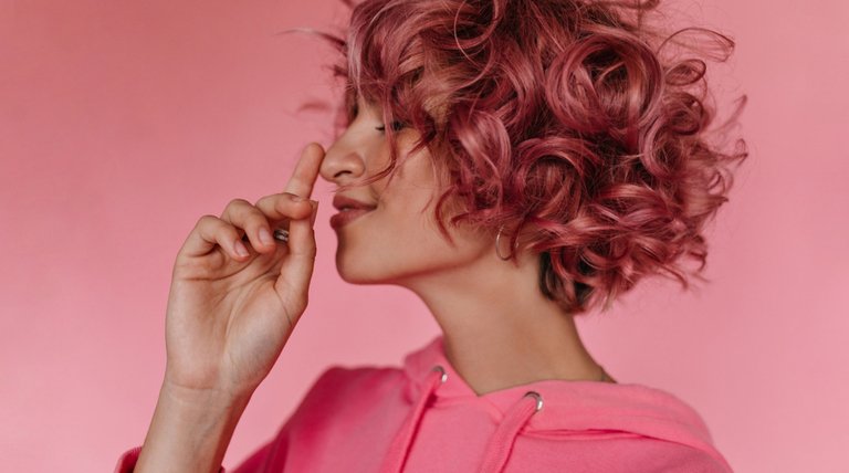 Rekomendasi Warna Rambut Pastel untuk Kulit Sawo Matang