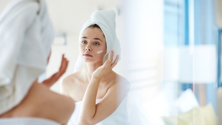 Urutan skincare pagi yang benar