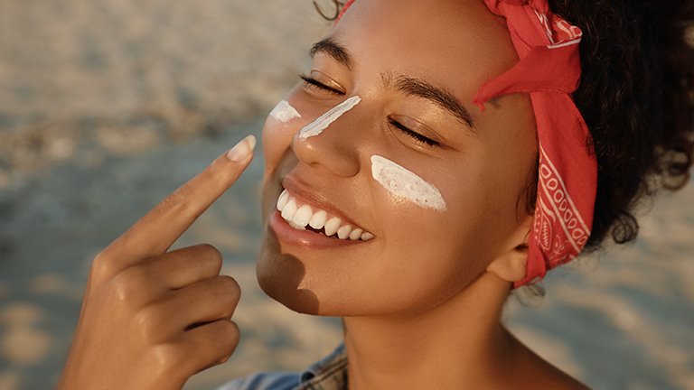 Rekomendasi Sunscreen untuk Kulit Berminyak dan Berjerawat dari Garnier