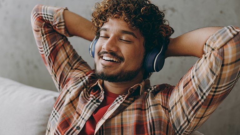 Ini 8 Warna Rambut Pria Highlight yang Bagus