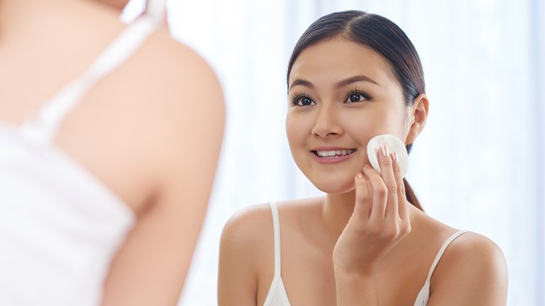 Jangan Sembarangan Ini Kandungan Toner untuk Kulit Kering yang Bagus