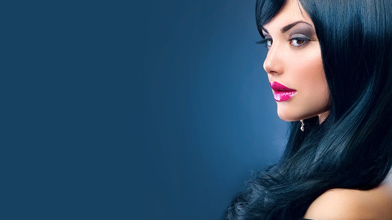 Rekomendasi Warna Rambut Blue Black