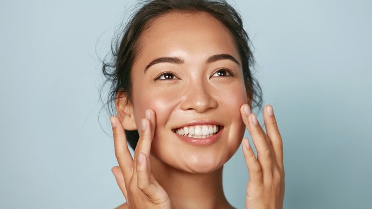 Cara Melembabkan Kulit Wajah dengan Sunscreen