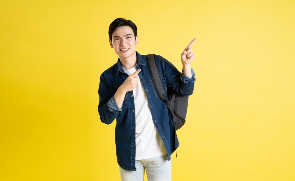 Mau Solo Traveling? Ini Dia Skincare Pria yang Wajib Dibawa!