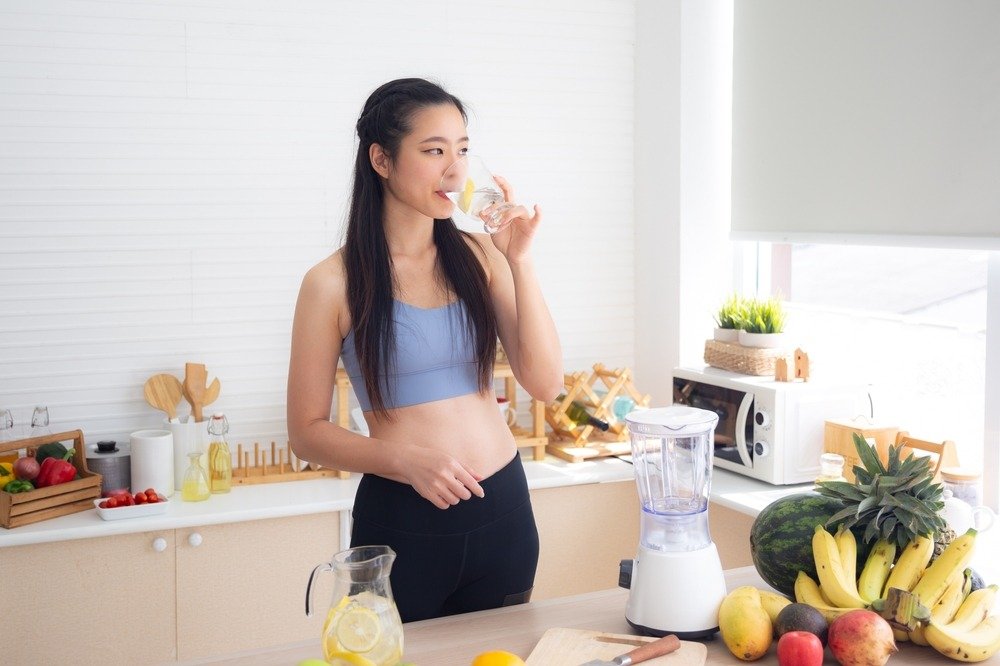 12 Manfaat Konsumsi Air Lemon Setiap Hari Bagi Kesehatan