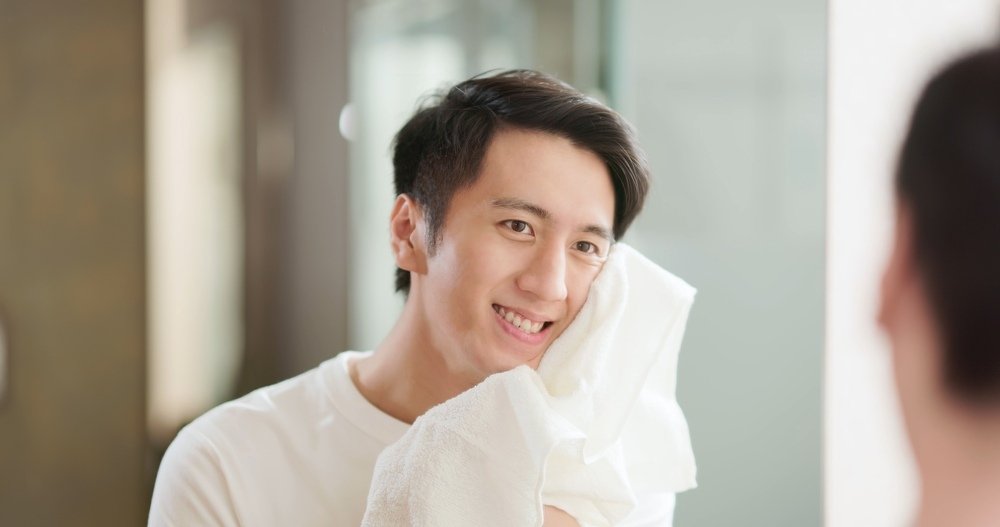 Nggak Pakai Ribet Ini Cara Merawat Wajah Pria yang Bisa Dicoba