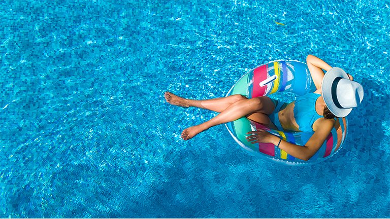 10 Ide Aktivitas Seru Saat Staycation