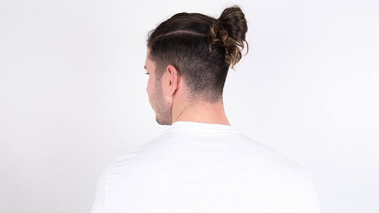 10 Ide Gaya Rambut Pria Pendek Samping yang Mudah Diatur