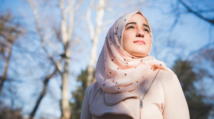 perbedaansunscreendansunblockwajahsertarekomendasinyauntukparahijabercegahkulitbelangmin